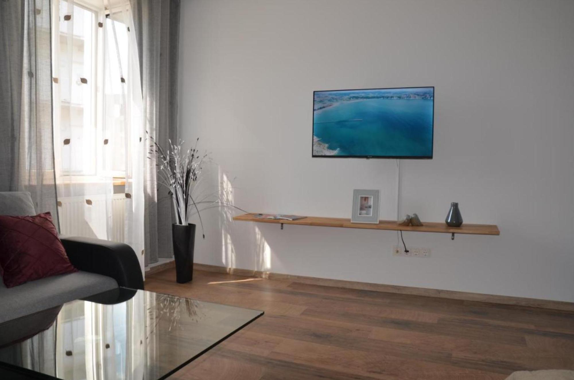Ferienwohnung Vega - Free Parking - Self Checkin Graz Exterior foto